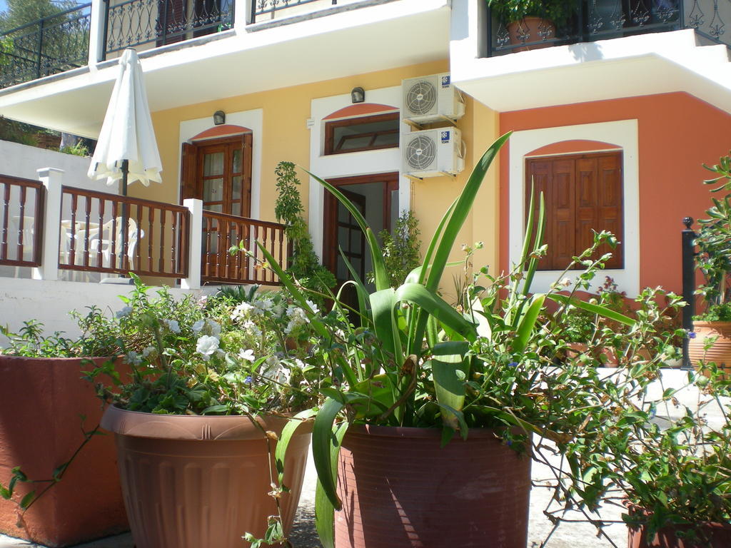 Gregory Studios Kokkari Extérieur photo