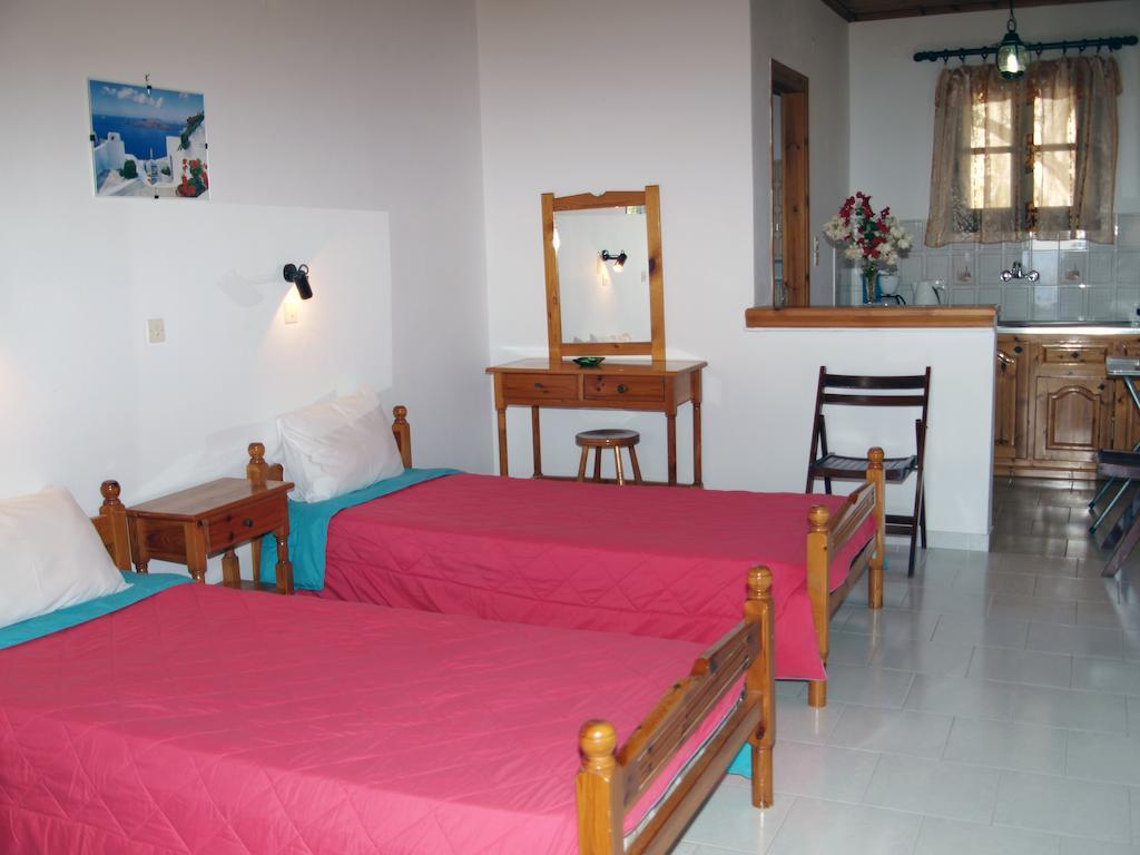 Gregory Studios Kokkari Chambre photo